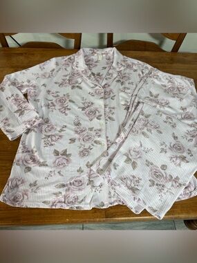 Laura Ashley Pajama Set Top Pants Womens 2X White Pink Floral Stretch Rib Knit